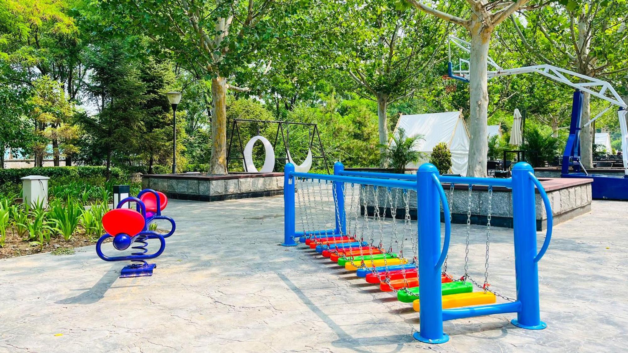 Holiday Inn Beijing Shijingshan Parkview By Ihg Exterior foto